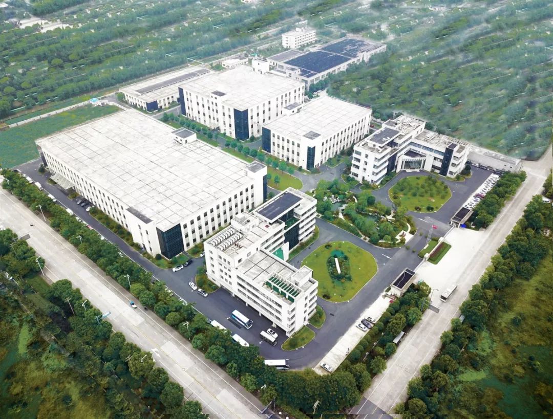 15711029406443073RwI.jpg 4.jpg